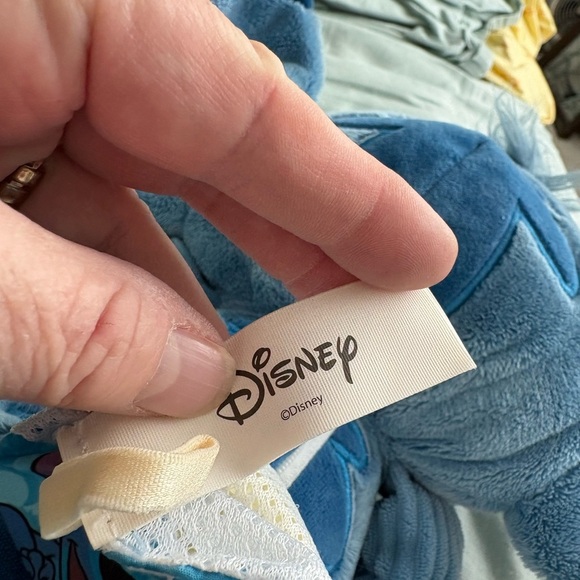 Scentsy X Disney Plush Stitch Buddy hard to find *never used/collector - Picture 13 of 13